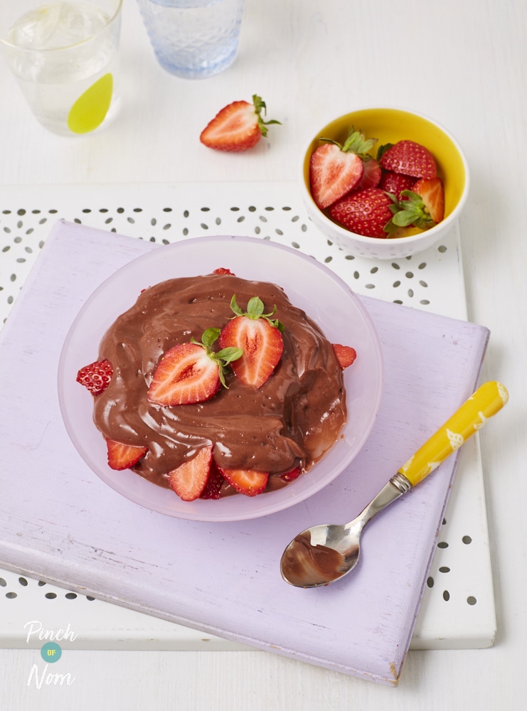 Chocolate Mousse pinchofnom.com