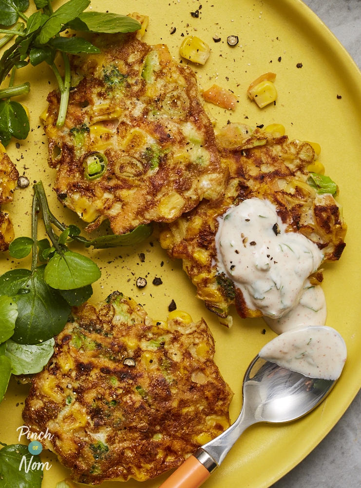 Broccoli and Sweetcorn Fritters - Pinch of Nom Slimming Recipes
