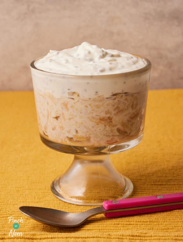 Apple and Custard Overnight Oats pinchofnom.com