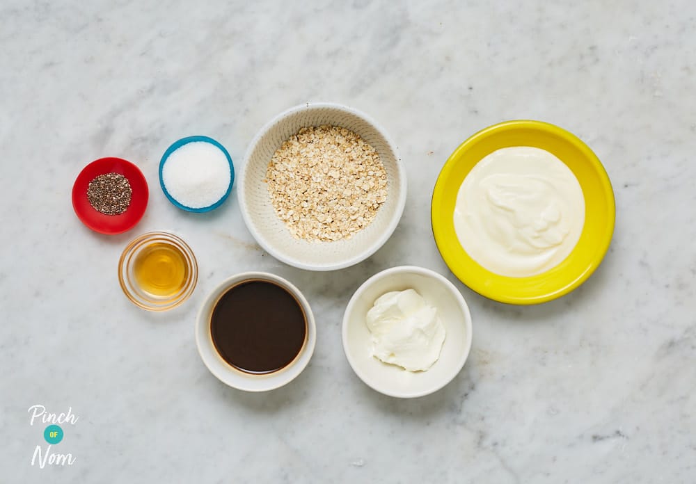 Tiramisu Overnight Oats - Pinch of Nom Slimming Recipes