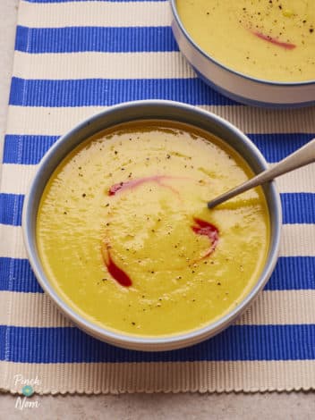 Curried Parsnip and Apple Soup pinchofnom.com