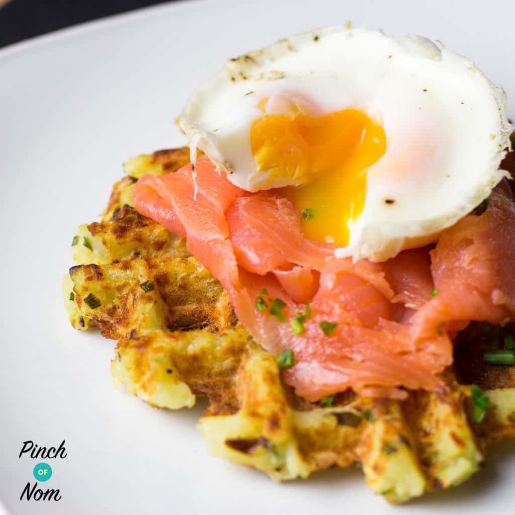 Onion and Chive Potato Waffles - Pinch of Nom Slimming Recipes