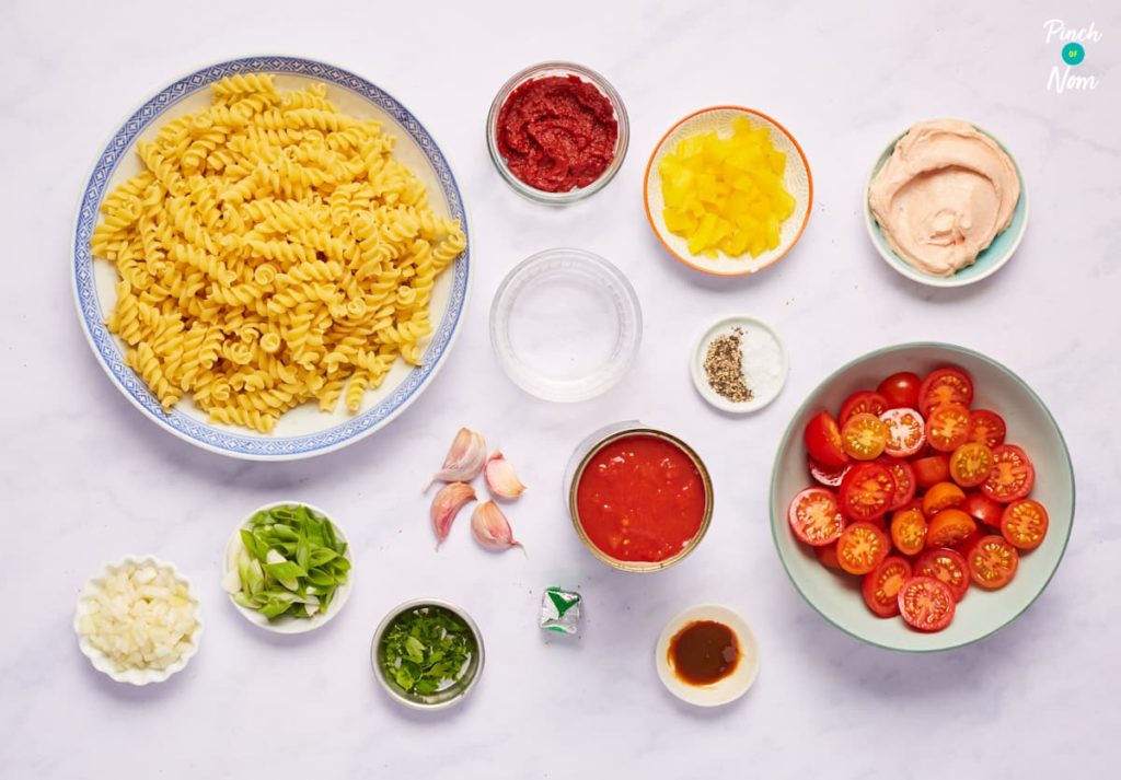 Creamy Tomato Vodka Pasta - Pinch of Nom Slimming Recipes