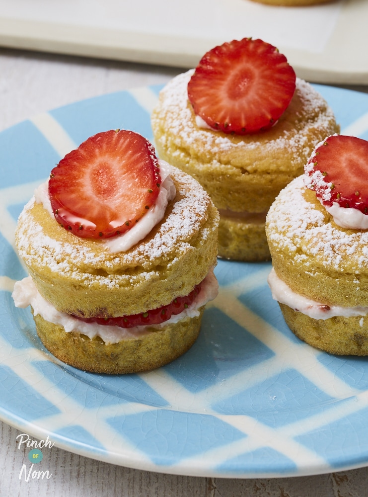 Mini Strawberry Sponges pinchofnom.com