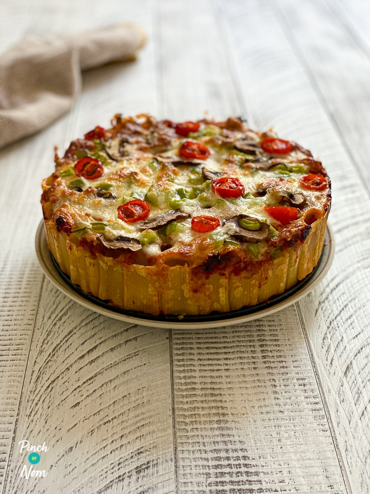 Rigatoni Pizza Pie - Pinch of Nom Slimming Recipes