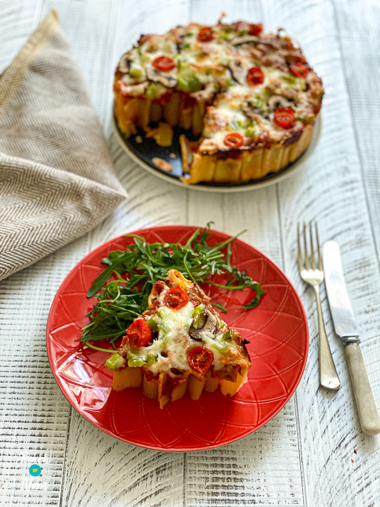 Rigatoni Pizza Pie - Pinch of Nom Slimming Recipes