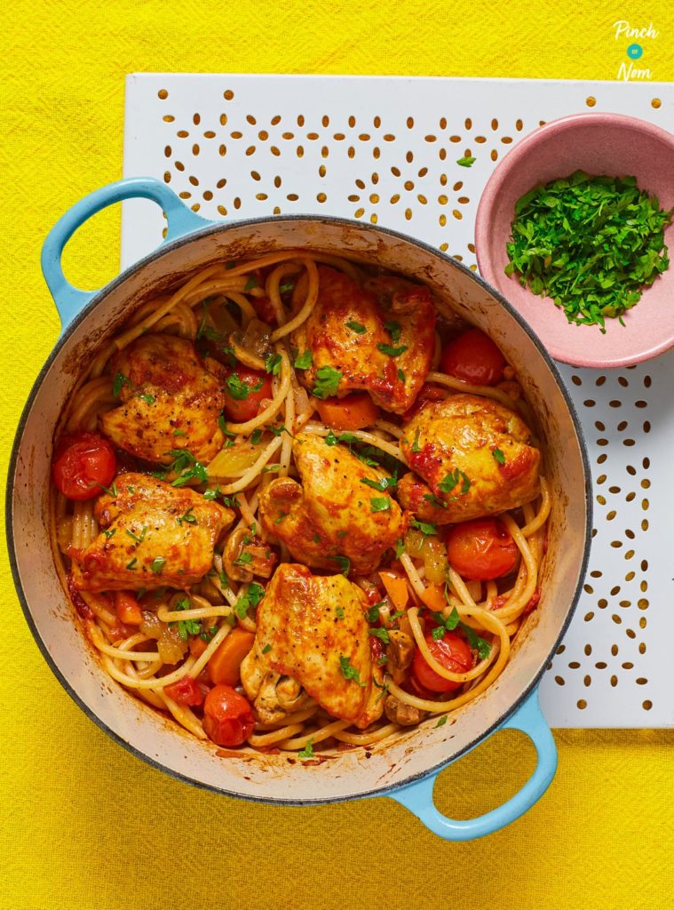 Baked Spaghetti with Chicken - Pinch of Nom Slimming Recipes