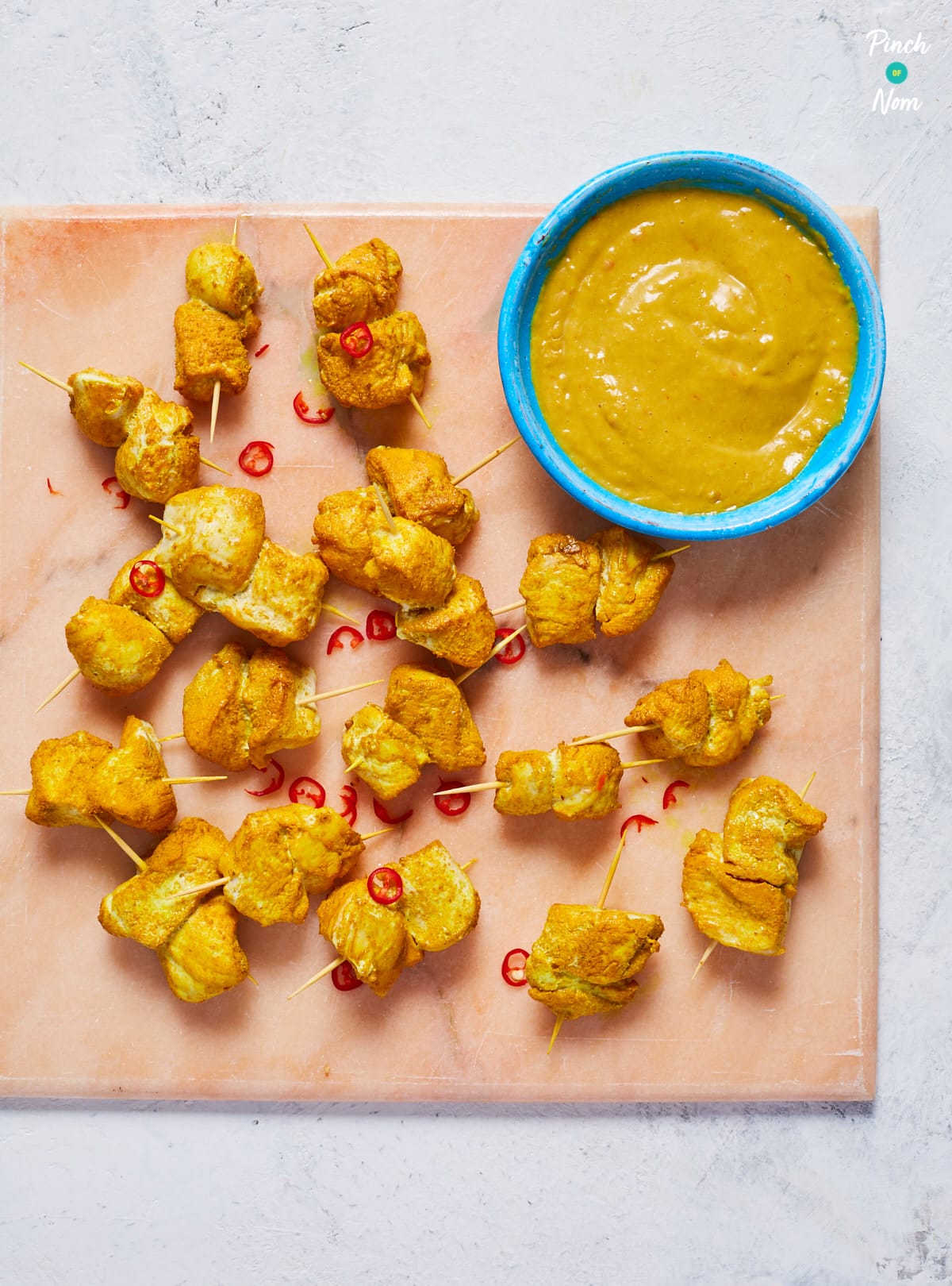 Chicken Satay Skewers - Pinch of Nom Slimming Recipes