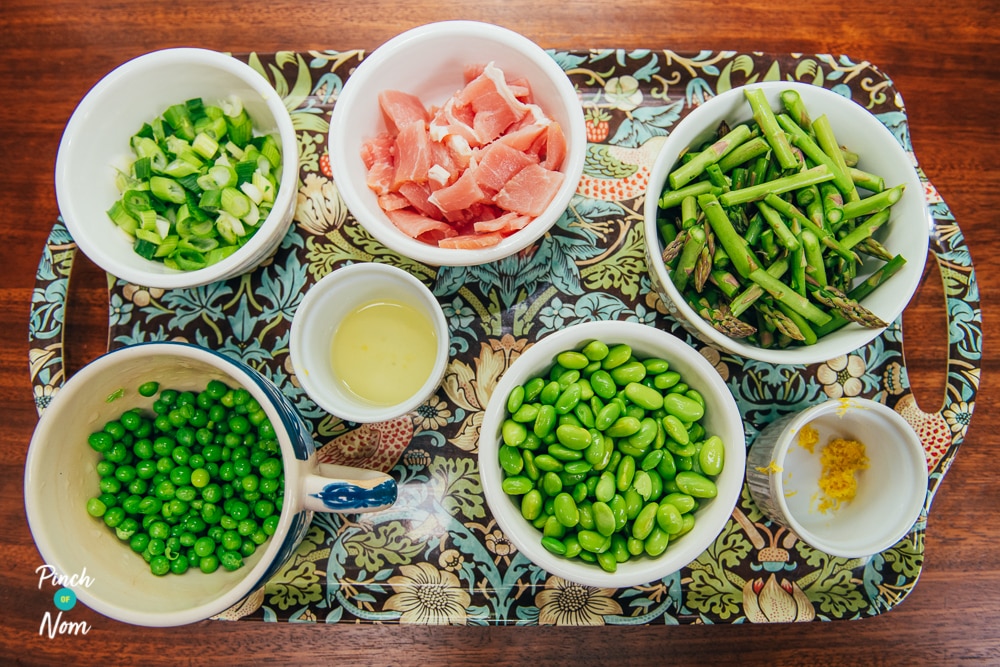 Avocado, Asparagus, Soya Bean and Bacon Salad - Pinch of Nom Slimming Recipes