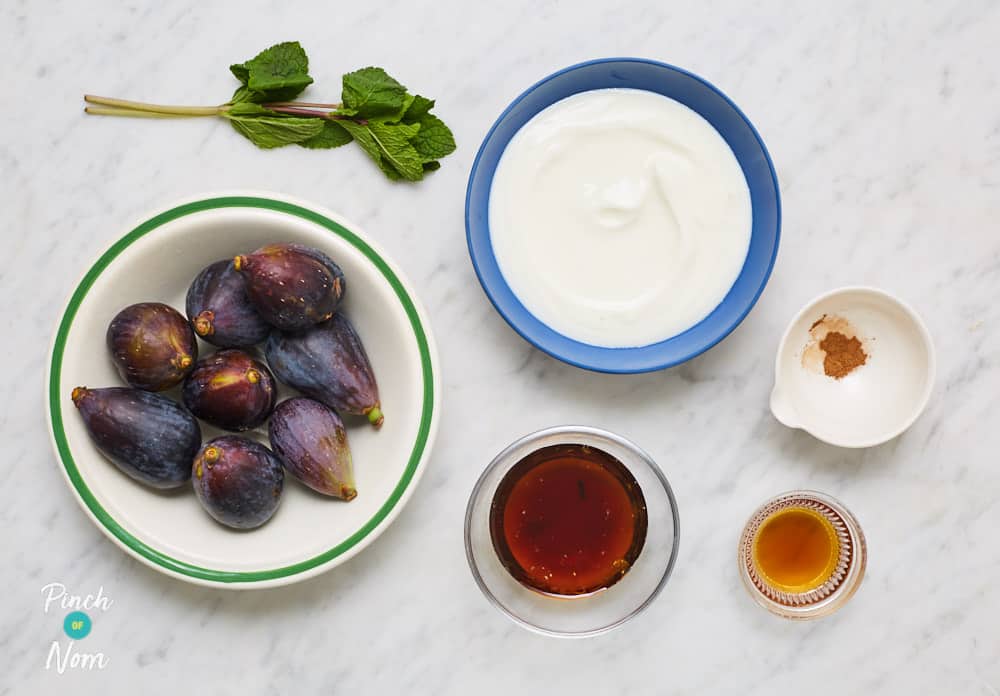 Syrupy Cinnamon Figs With Greek Yoghurt - Pinch of Nom Slimming Recipes