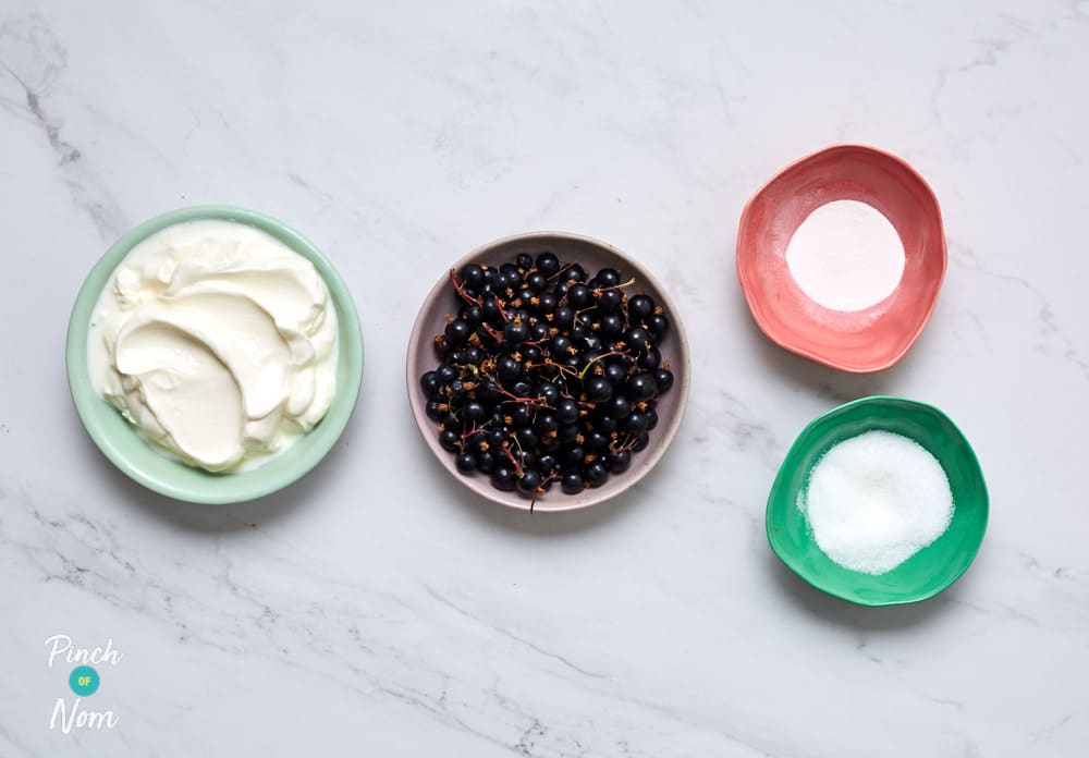 Blackcurrant Mousse - Pinch of Nom Slimming Recipes