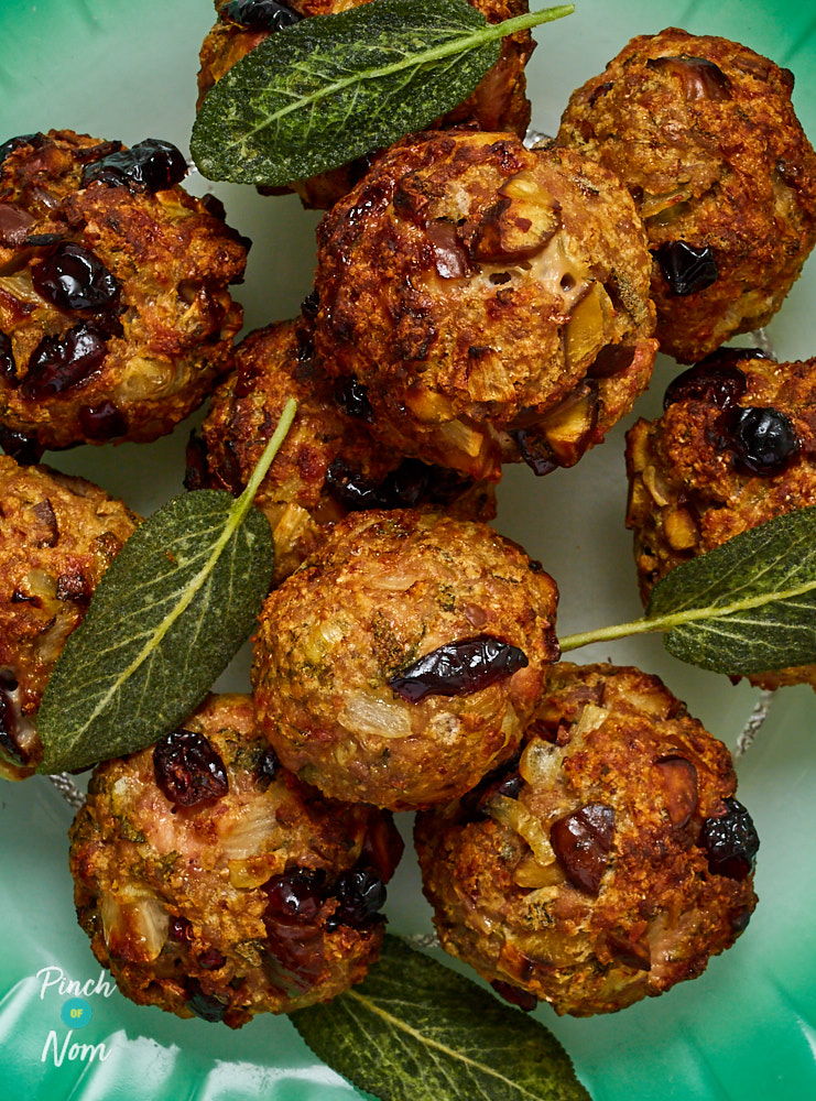 Chestnut Stuffing - Pinch of Nom Slimming Recipes