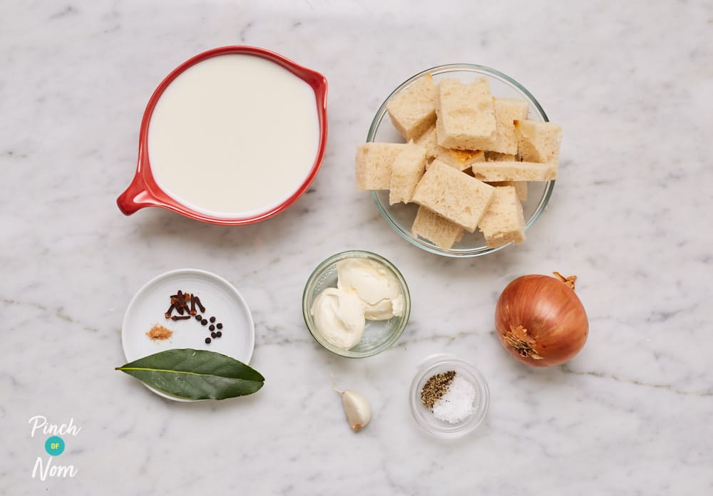 Christmas Bread Sauce - Pinch of Nom Slimming Recipes