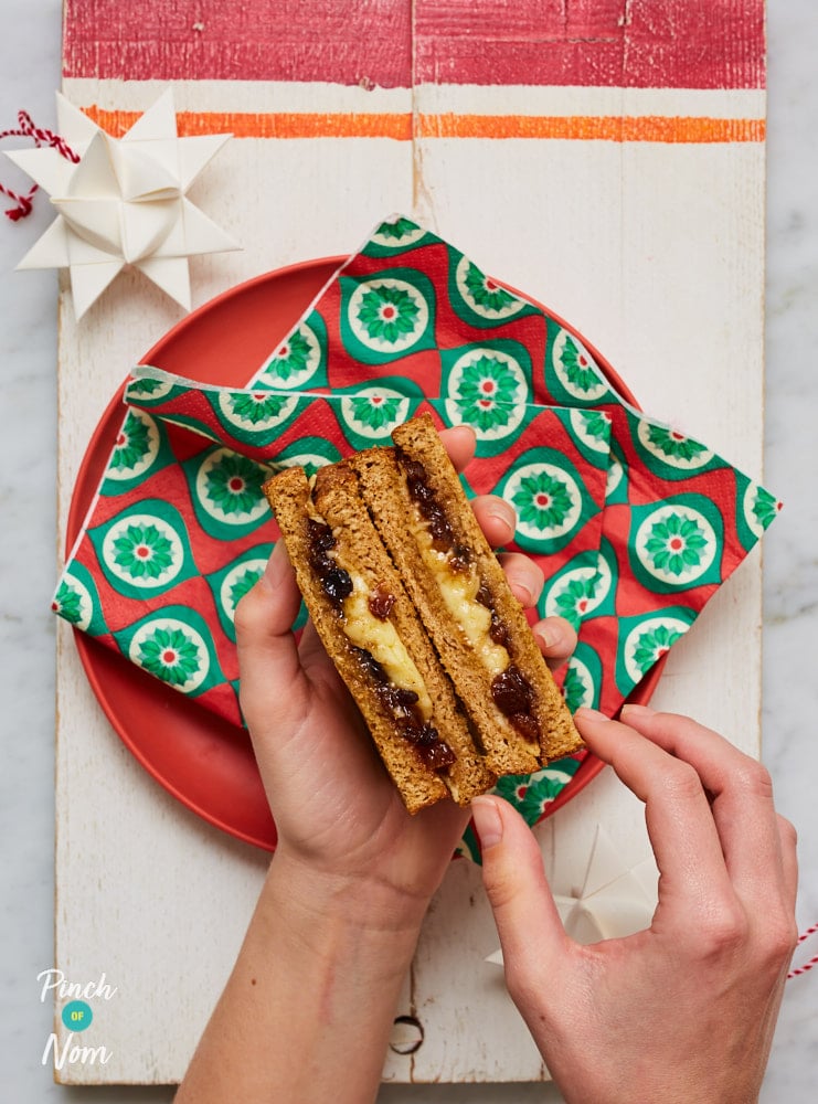 Mince Pie Cheese Toastie_- Pinch of Nom Slimming Recipes