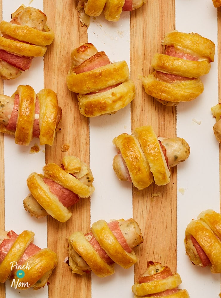 Pigs in Blankets in Puff Pastry - Pinch of Nom Slimming Recipes