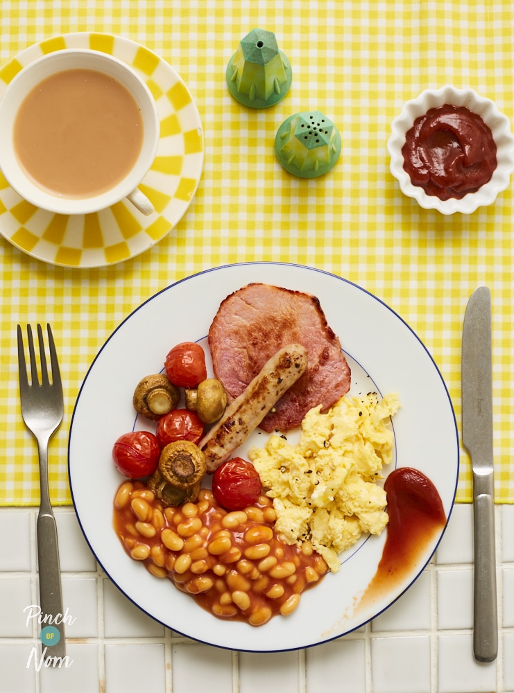 Air Fryer Full English - Pinch of Nom Slimming Recipes