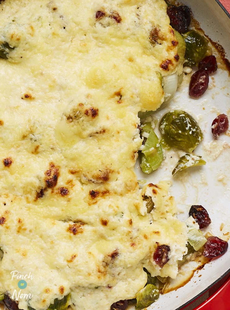 Cheesy Sprout Bake - Pinch of Nom Slimming Recipes