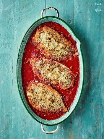 Chicken Parmigiana pinchofnom.com