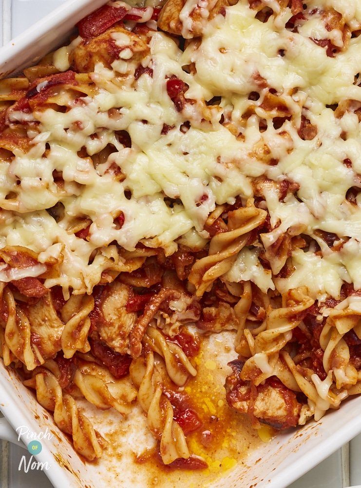 Hunters Chicken Pasta Bake - Pinch of Nom Slimming Recipes