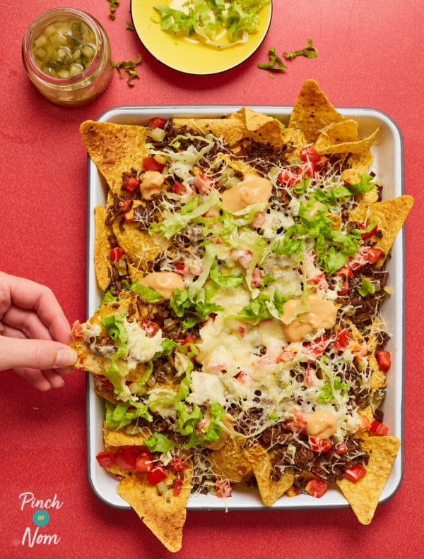 Cheeseburger Nachos pinchofnom.com