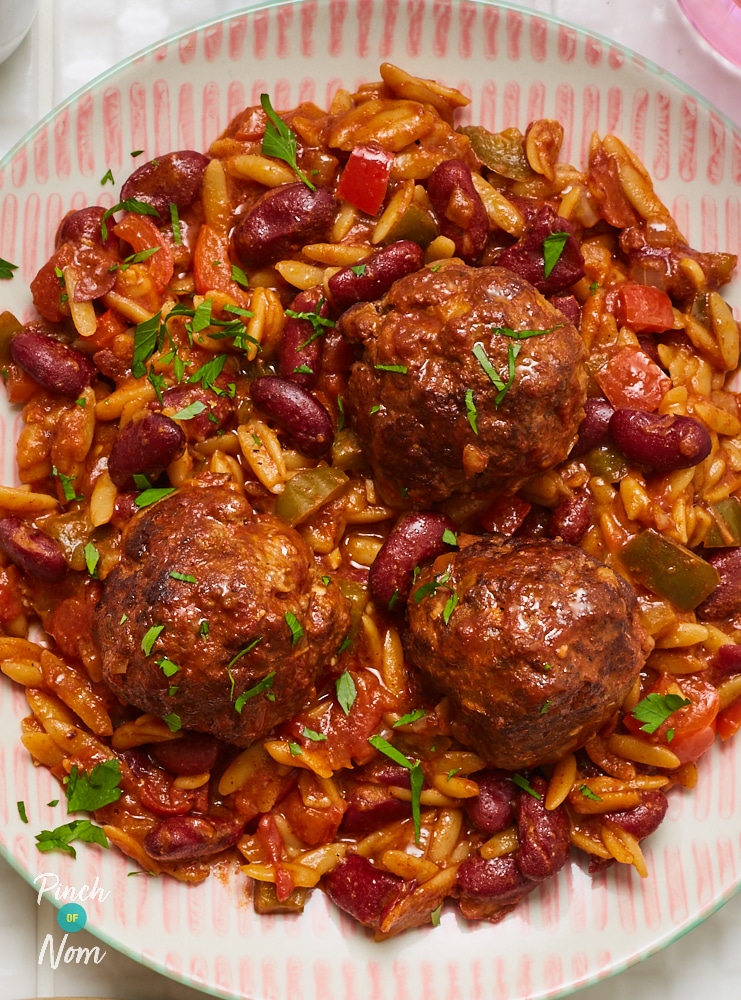 Chilli Meatball Orzo - Pinch of Nom Slimming Recipes
