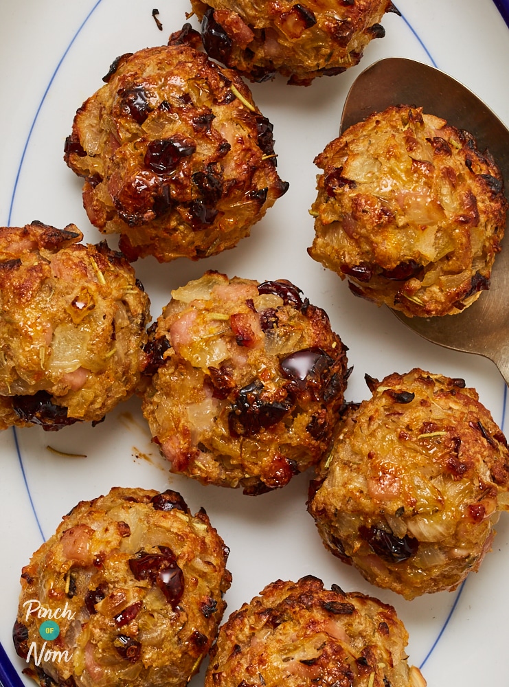 Cranberry and Orange Stuffing Balls - Pinch of Nom Slimming Recipes