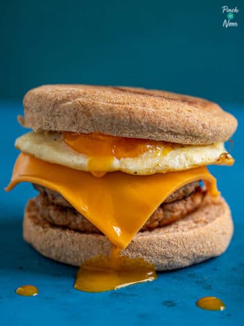 Sausage and Egg English Muffin pinchofnom.com