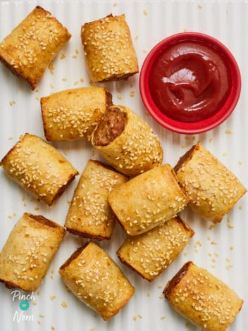 Vegan Sausage Rolls pinchofnom.com