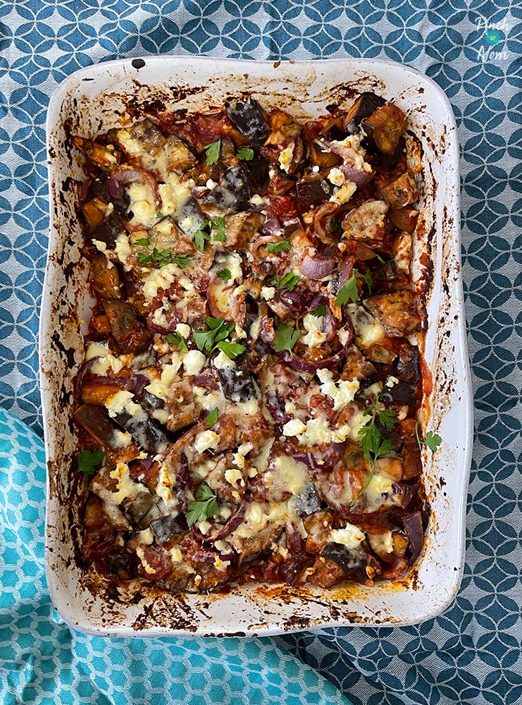 Cheesy Aubergine Bake - Pinch of Nom Slimming Recipes