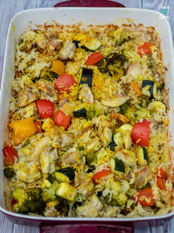 Chicken, Vegetable and Rice Bake pinchofnom.com