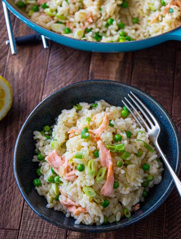 Oven-Baked Risotto with Smoked Salmon and Peas pinchofnom.com