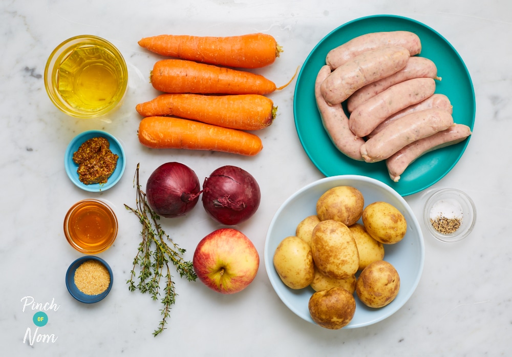 Sausage Traybake - Pinch of Nom Slimming Recipes