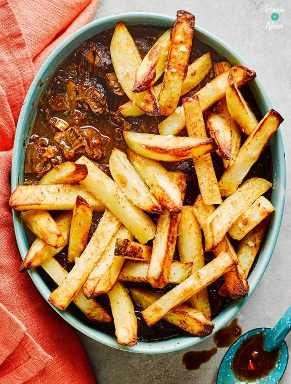 Steak and Chips Pie pinchofnom.com