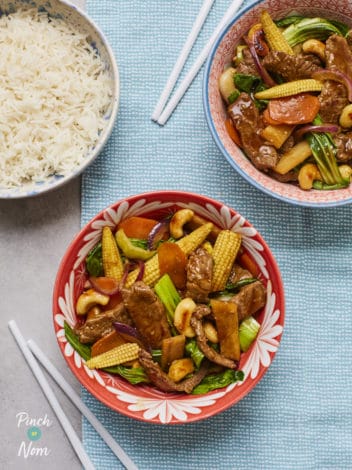 Beef with Cashew Nuts pinchofnom.com