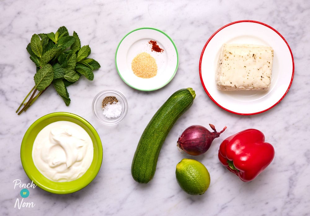 Minty Halloumi and Vegetable Kebabs - Pinch of Nom Slimming Recipes