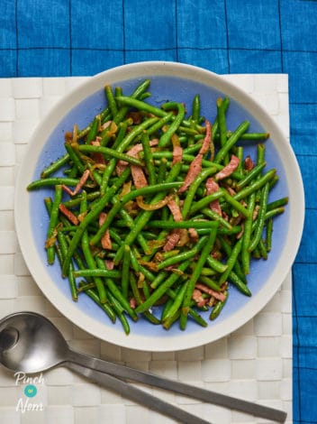 Cajun Style Green Beans pinchofnom.com