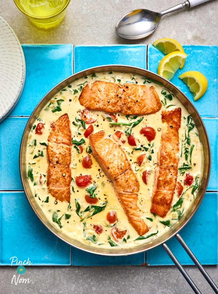 Creamy Tuscan Style Salmon - Pinch of Nom Slimming Recipes