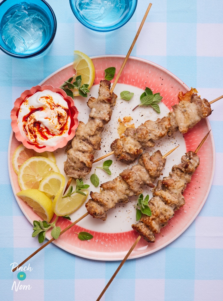 Parmesan Pork Skewers - Pinch of Nom Slimming Recipes