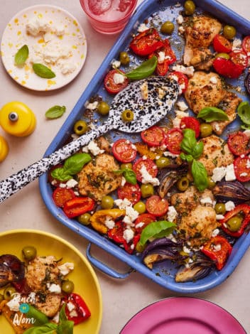 Chicken and Vegetable Traybake pinchofnom.com