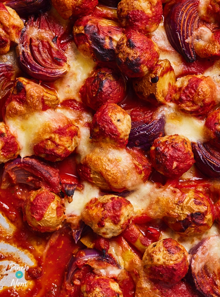 Margherita Meatball Traybake - Pinch of Nom Slimming Recipes