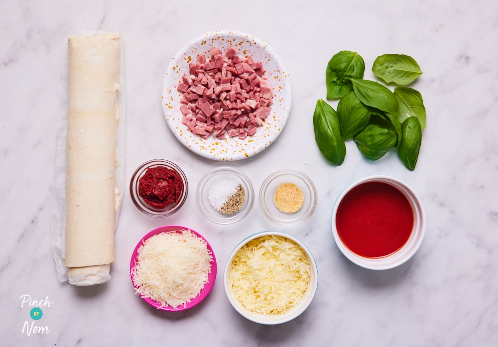 Pizza Swirls - Pinch of Nom Slimming Recipes