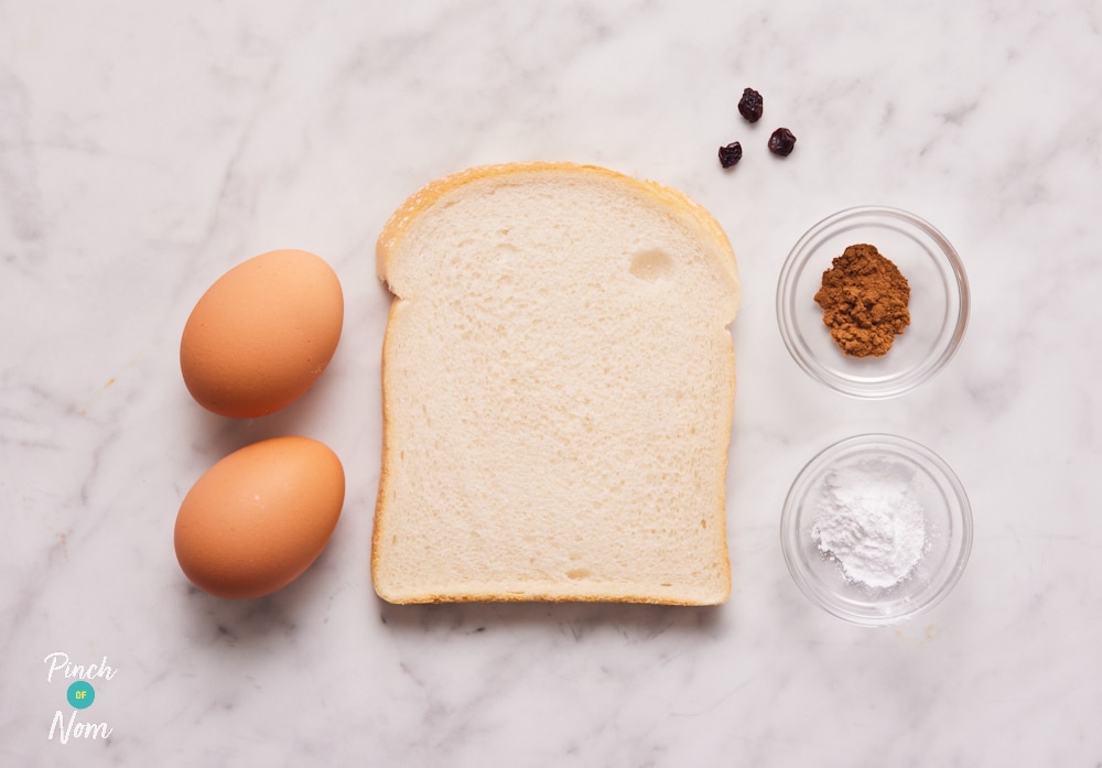 Halloween Ghost Toast - Pinch of Nom Slimming Recipes