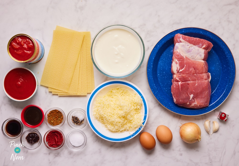 Pulled Pork Lasagne - Pinch of Nom Slimming Recipes