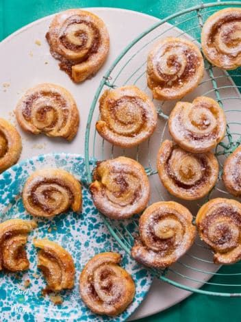 Toffee Apple Swirls pinchofnom.com