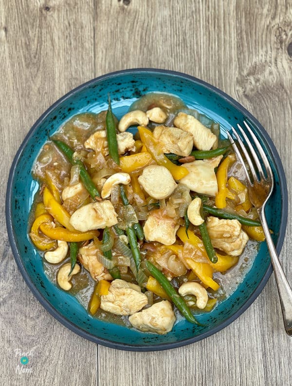 Chicken with Yellow Bean Sauce pinchofnom.com