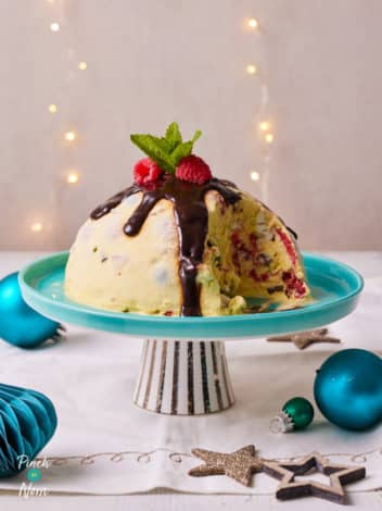 Frozen Christmas Pudding pinchofnom.com