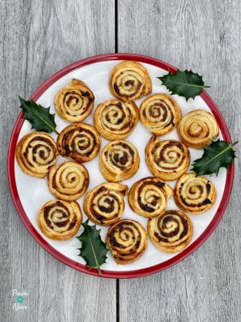 Mincemeat Swirls pinchofnom.com