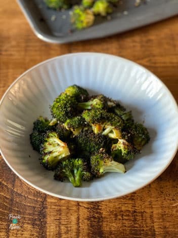 Roasted Soy and Ginger Broccoli pinchofnom.com