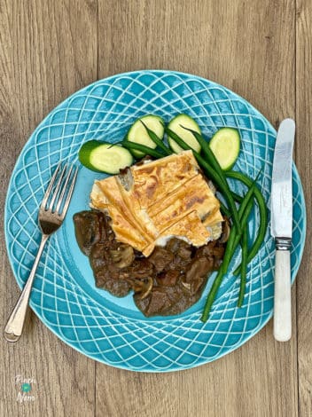 Steak and Kidney Pie pinchofnom.com