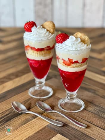 Strawberry Shortcake Trifles pinchofnom.com